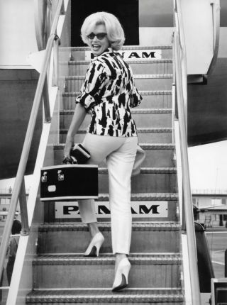 Marilyn Monroe Pan Am Flight Board (1) Rare 8x10 Galleryquality Photo