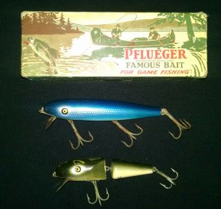 Vintage 2 Pflueger Palomine Fishing Lures Plus Matching Blue Mullet Box