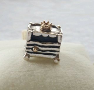 Rare Pre - Owned Pandora The Princess And The Pea Ale 925 Silver W/ 14k Gold Charm