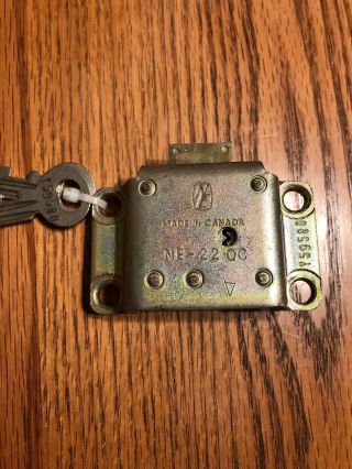Antique Northern Electric Ne - 22 Qc Lock & 2 Keys For Payphone Vault