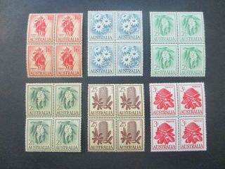 Australian Pre Decimal Stamps: Flowers Block Of 4 Mnh Rare (e46)