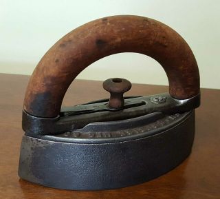 Antique Sad Iron Enterprise Mfg Co.  Phila.  Pa /no.  50 W/ Detachable Wood Handle