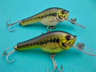 Vintage Bagley Small Fry Bass On Chartreuse & Small Fry Bass On White