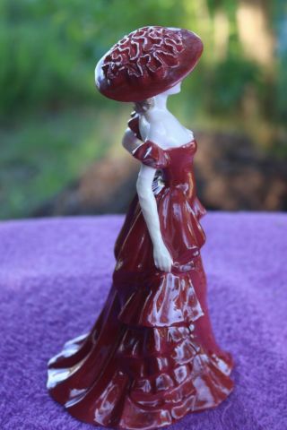 Coalport figurine - YVONNE - Ladies of Fashion very rare (same as Cafe Royale) 3