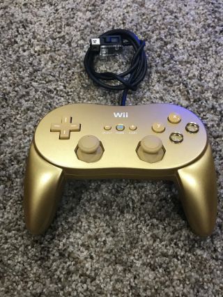 Official Nintendo Wii Gold Classic Controller Pro - Goldeneye Rvl - 005 Rare Euc
