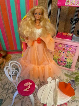 Vintage Barbie Peaches N Cream 1984 Mattel,  Boa,  Earrings,  Ring,  Accessories Htf