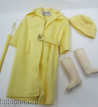 Vintage Barbie Doll Fashion Clothes 949 Stormy Weather Raincoat Set Complete