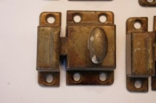 7 OLD CABINET CUPBOARD TURN LATCHES TWIST KNOB SPRING WITH SCREWS 2
