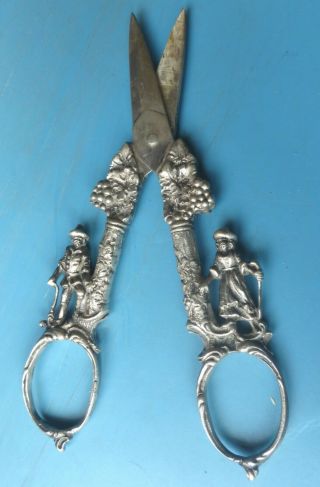 Peruzzi Florence Italian Silver Grape Scissors With Ornate 17th Century Figures