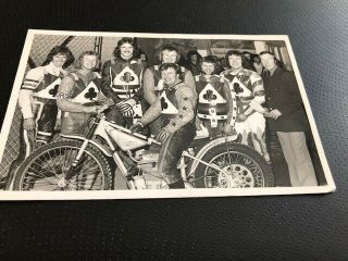 Belle Vue Aces - - - 1975 - - - 5x3 - - - Rare - - - Speedway Team Photo