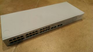 3com Baseline Switch 2226 3c16475a Rare 24 - Port Network Server Lan Hub