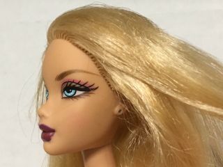 Barbie My Scene Un - Fur - Gettable Kennedy Doll Rare 3