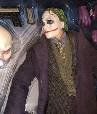 Rare Hot Toys The Dark Knight Joker 1/6 Figure