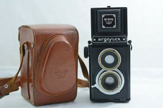 Vintage Antique Argus Argoflex Tlr Camera With Case