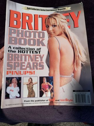 Britney Spears Rare Photo Book 2001 Oops I Did It Again