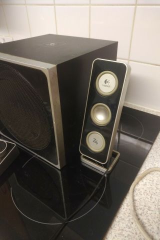 Logitech Z - 4 Speaker System 80w Black (2.  1) - 99p start :P Rare top sounds 3