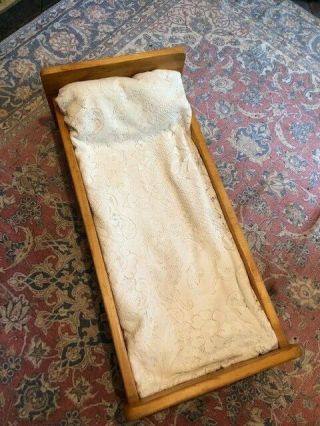 RARE Vintage PLAYSKOOL Solid Wood Doll Bed EUC 13 x 28 inches (P) 3