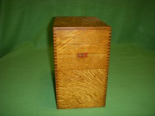 Vtg Weis Large Index Card File Box Oak Wood Hinged Lid 9.  5 " X 8.  5 " X 5 - 3/4 " Tall