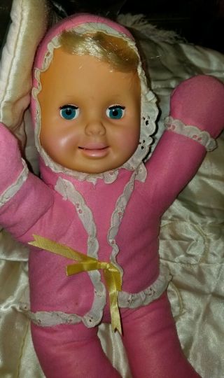 Vintage Plush 1974 Yawnie Doll Kenner Press Hand,  Yawns & Blinks Her Eyes Rare