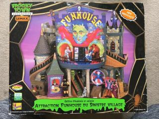Lemax Spooky Town Halloween 2006 Funhouse/rare - Retired