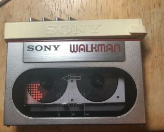 Vintage Sony Wm - 10 Walkman With Rare Belt Clip