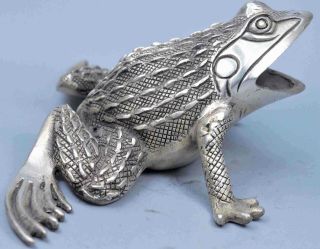 Chinese Collectable Handwork Old Miao Silver Carve Jump Frog Lucky Tibet Statue