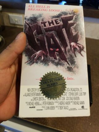 The Gate VHS 1986 Vintage Horror Film Rare 2