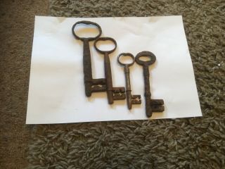 4 Old Antique/Vintage Assorted Rusty Keys.  From an old disused Church. 2