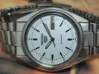 Rare Seiko 5 Automatic 17 Jewels Wrist Watch 33 Mm Railway Timing