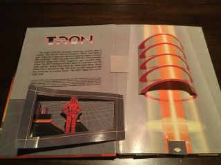 Tron Walt Disney Productions Pop - Up Book RARE HC 1982 Sci - Fi Computer Animation 2