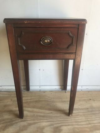 Vintage Mahogany Night Stand 2450 Wooden Provincial Style End Table W/ Drawer