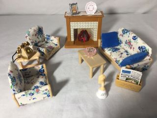Calico Critters/sylvanian Families Living Room Furniture With Lighted Fireplace
