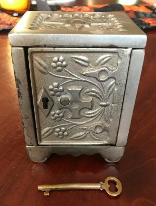 Antique 1897 J&e Stevens Key Lock Safe No.  50 Cast Iron Still Bank Vintage Rare
