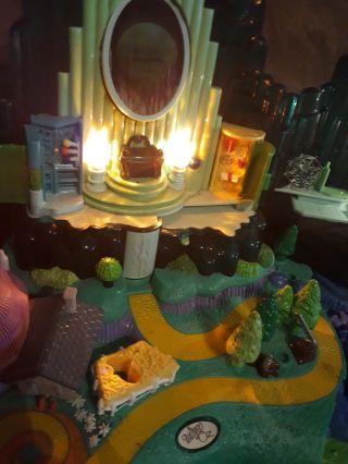 VTG Wizard of Oz Emerald City Polly Pocket PlaySet Mattel RARE Lights Lollipop 3