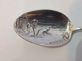 sterling silver souvenir spoon Penn ' s Treaty.  Philadelphia.  Indians. 2