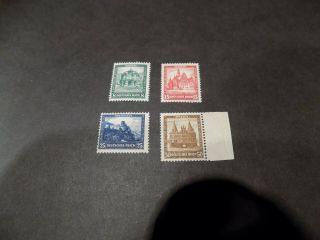 Rare 1931 Set Of Welfare Fund German Stamps In Mnh