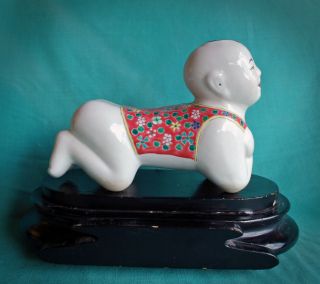 Vintage Chinese Famille Rose Porcelain Reclining Hotei Buddha Signed W/stand