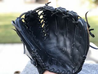Wilson A2000 Baseball Glove OTIF 11.  5” Rare 100 Year Anniversary Barely 3