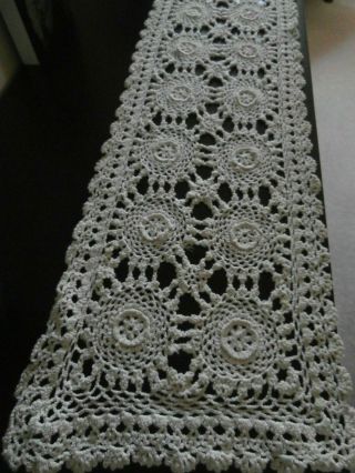 Vintage Art Deco Ivory Cotton Hand Crochet Irish Lace Table Runner 38 " X 10 "