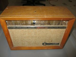 Antique Vintage Tube Radio Rca Victor All Transistor Wood Cabinet Table Top
