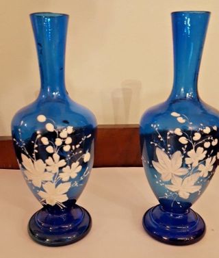 Vintage Mary Gregory Cobalt Blue Bud Vases With White Enamel Floral Design