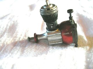 Cox Pee Wee Rare Vintage Miniature Gas Engine.  020