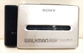SONY Walkman WM - GX677 Cassette Player Silver perfect Rare Vintage 2