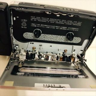 SONY Walkman WM - GX677 Cassette Player Silver perfect Rare Vintage 3