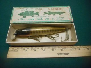 Vintage C.  C.  B.  Co.  Fishing Lure Wood Glass Eyes Pike 2300 2