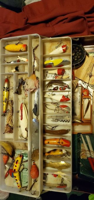 Vintage Metal Tackle Box Full Of Old Fishing Lures & Other Items 3