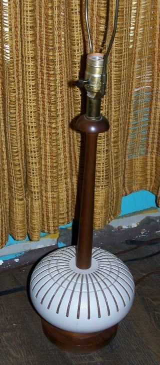 Vtg Mid Century Danish Teak Wood Ceramic Table Lamp Rare Style
