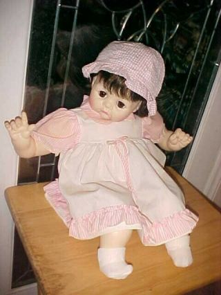 Vintage 1965 Madame Alexander Pussycat 21 Inch Baby Doll With Crier