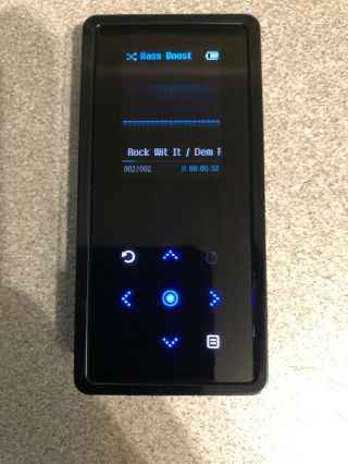 Samsung Yp - K5j Black Mp3 Player 2gb.  Rare/htf