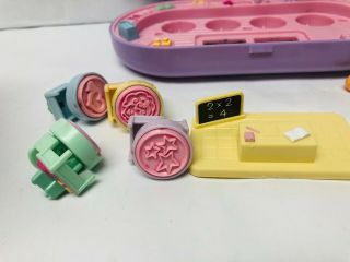 Vintage Polly Pocket,  Stampin ' School Playset with 4 Dolls,  Polly ' s Stamper Set 3